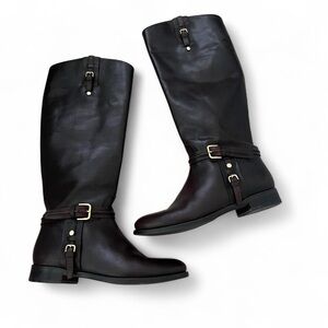 Sophisticated Dark Brown Leather Heeled Boots